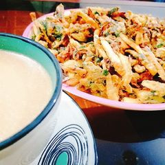 A picture of Besan ke Pakoray.