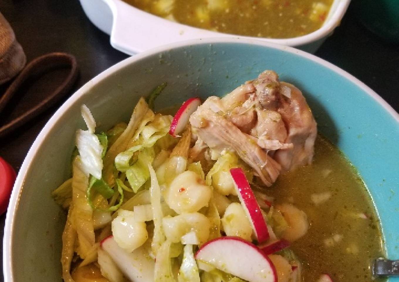 Pozole verde de pollo (fácil y delicioso)