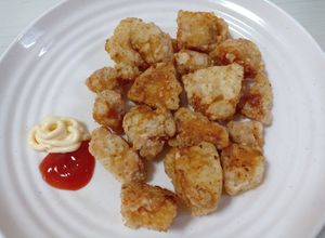 Hình của món Ức gà tẩm bột chiên giòn.