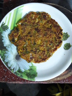 வெஜ் தேப்லா(Vegetarian Thepla Recipe in Tamil) செய்முறை முக்கிய புகைப்படம்