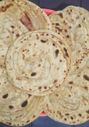 A picture of Kasuri Methi Lachha Paratha.