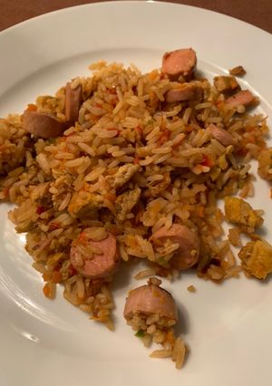 Una foto de Arroz frito para niños