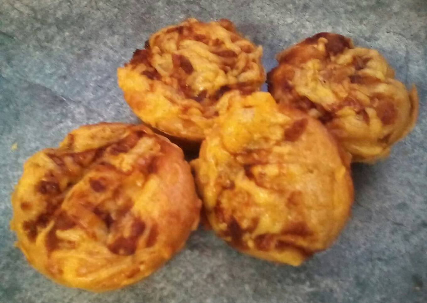 Recipe of Ultimate Estelle's Cheesy Marmite Muffins