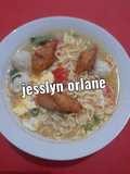 Indomie kari ayam & Telur by jesslyn orlane