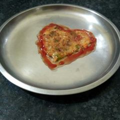 Velentine special heart shape suji chilla A picture of Velentine special heart shape suji chilla.
