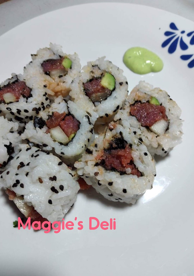 Una foto de Spicy tuna roll