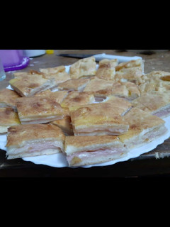 Una foto de Torta de jamón y queso de masa licuada
