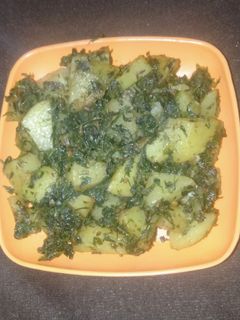 आलू सोया मेथी की सब्जी (aloo soya methi ki sabzi recipe in Hindi) रेसिपी मुख्य फोटो