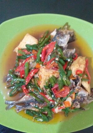 Foto resep Sambal cabe ijo ikan dencis + tahu