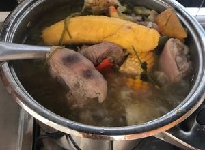 Una foto de Sancocho de carne de cerdo
