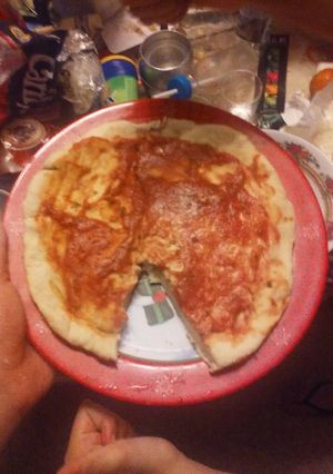 Una foto de Pizza casera a la sartén