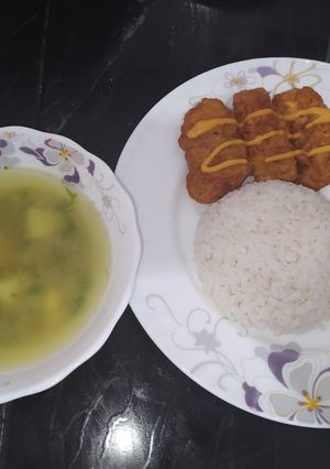 Una foto de Croquetas de pollo- caldo de pollo
