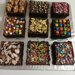 Assorted fudge brownie A picture of Assorted fudge brownie.