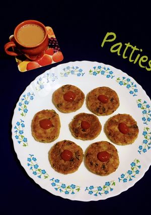A picture of Raw Banana Patties.