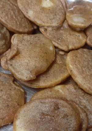व्रत में खाने वाले पकौड़े (Vrat me khane wale pakode recipe in hindi) रेसिपी मुख्य फोटो