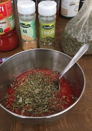 Une photo de Sauce tomate pour pizza facile