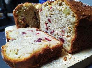 Foto di Plumcake di grano saraceno,con mirtilli,mele e cardamomo