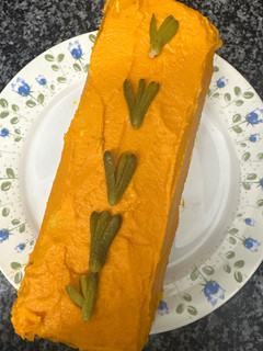 Una foto de 578. Pastel de ensaladilla rusa con un toque de manzana (entrante)