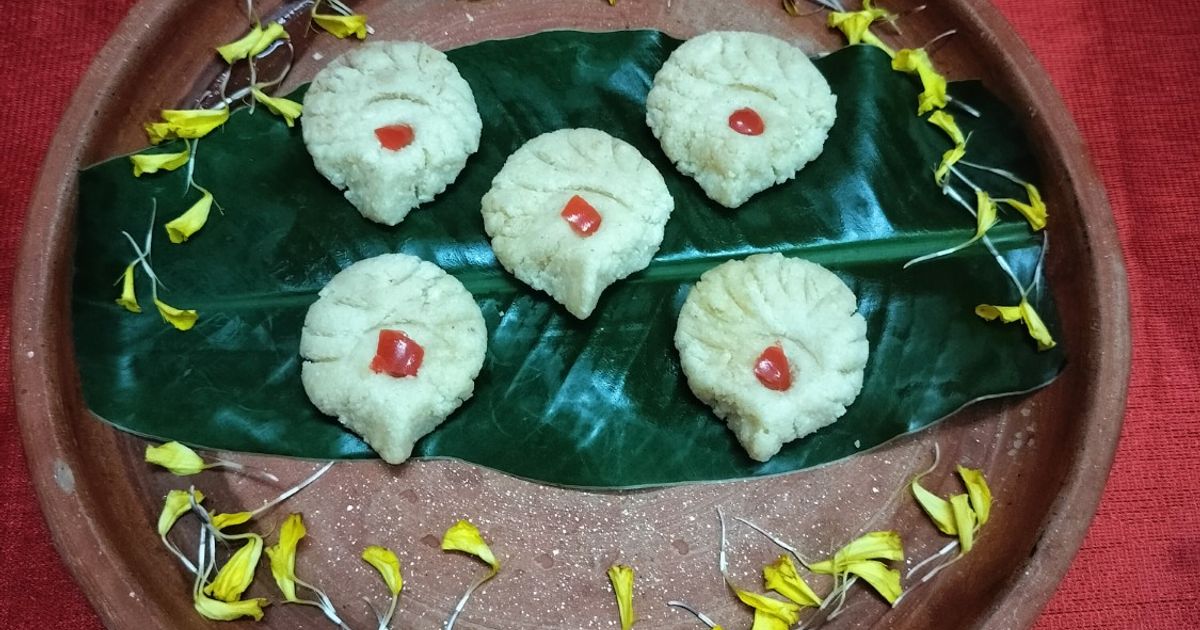 Milkpowder Oyster Shell Shaped Sandesh Recipe by Barnali Debdas - Cookpad