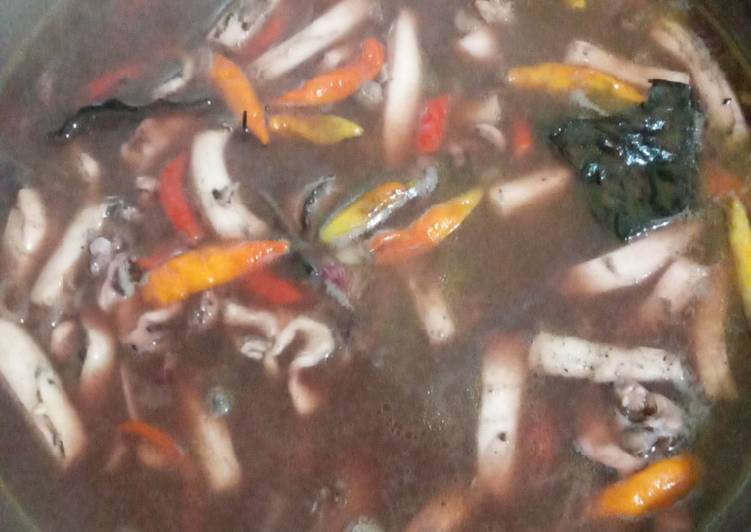 Bagaimana Menyiapkan Ikan Cumi-cumi kuah bening😍 Anti Gagal