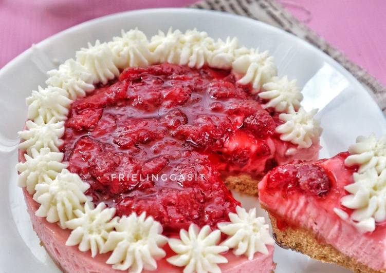 Cara Gampang Membuat Strawberry cheesecake, Enak Banget