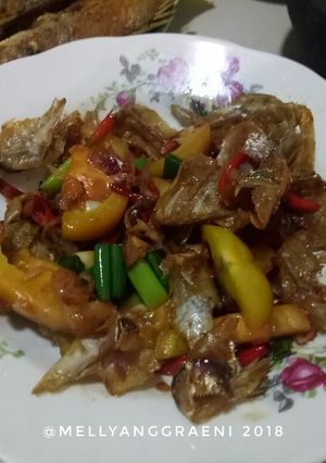 Foto resep Oseng ikan kelapan asin
