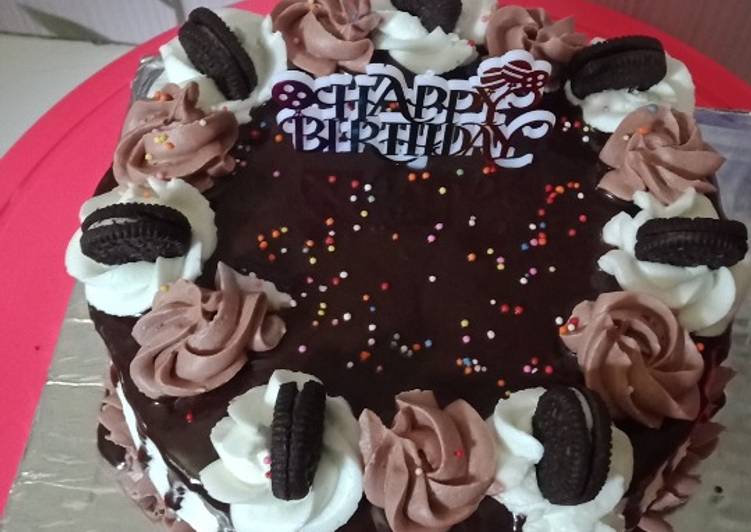 Langkah Mudah untuk Membuat Base cake kue ulang tahun Anti Gagal