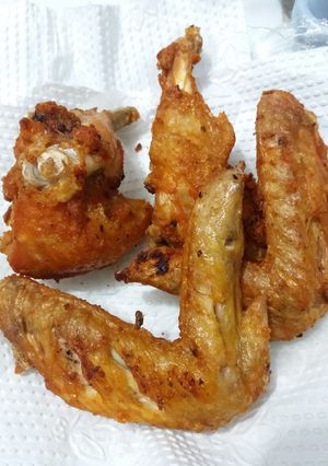 Hình của món Cánh gà chiên mắm.
