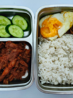 Gambar Nasi lemak sambal sotong cumi-cumi #bekalzauj
