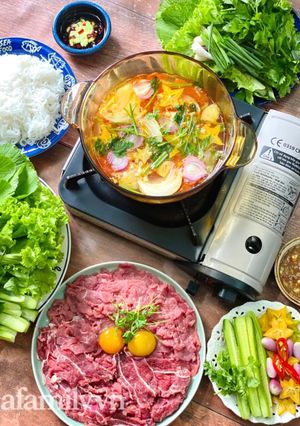A picture of Weekend Beef Hot Pot with Vinegar Dip.