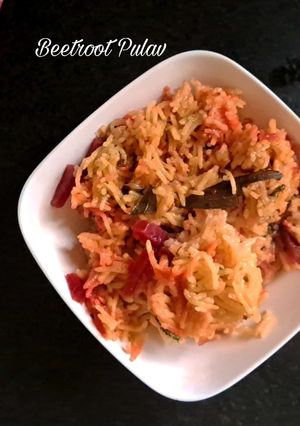 A picture of Beetroot Pulav.
