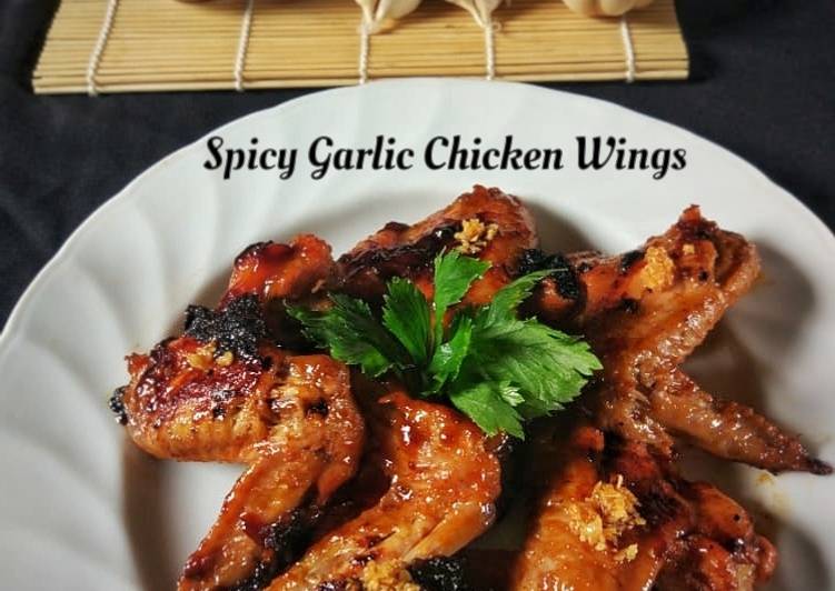 Spicy Garlic Chicken Wings