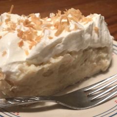 A picture of Old fashioned coconut cream pie.