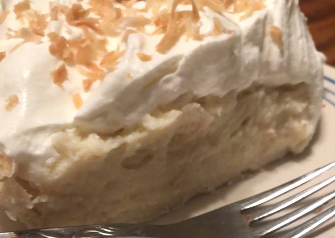 Old fashioned coconut cream pie