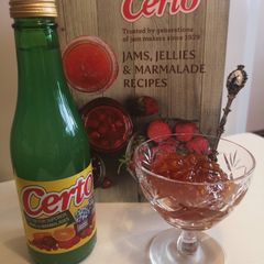 A picture of How to rectify jam or marmalade that won't set.