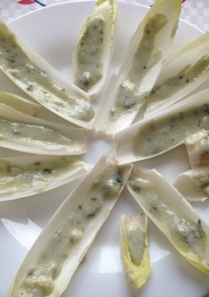 Una foto de Endivias al queso tresviso