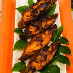 A picture of Whosayna’s Fried Fish.
