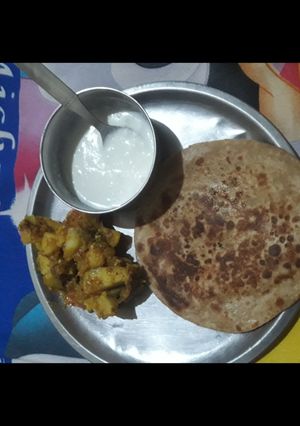आलू और बैंगन की सब्जी (aloo aur baingan ki sabzi recipe in Hindi) रेसिपी मुख्य फोटो
