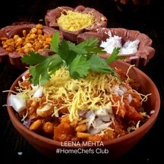 A picture of Banarasi Tamatar Chat.
