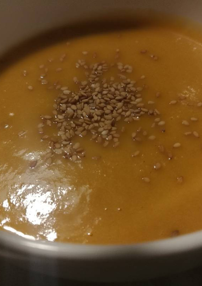 Una foto de Sopa Thai de pescado