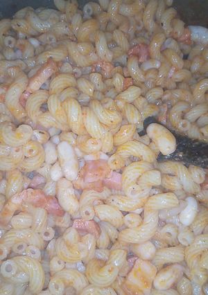 Una foto de Pasta e fagioli(pasta y porotos)
