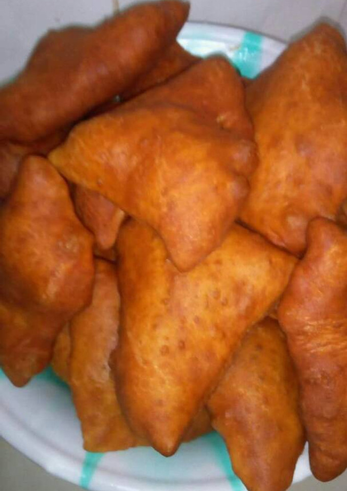 A picture of Mandazi.