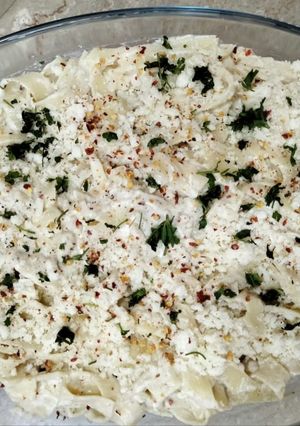 A picture of Fettuccine Alfredo pasta.(without chicken).