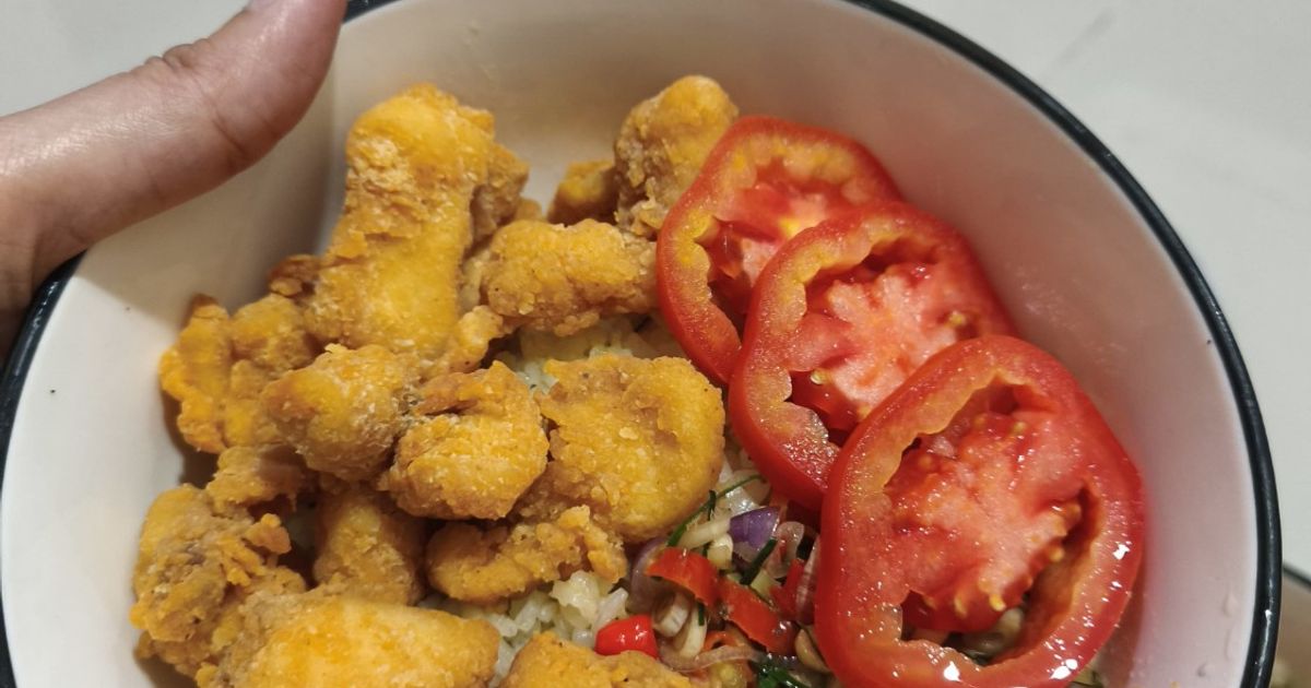 Nasi ayam sambel matah