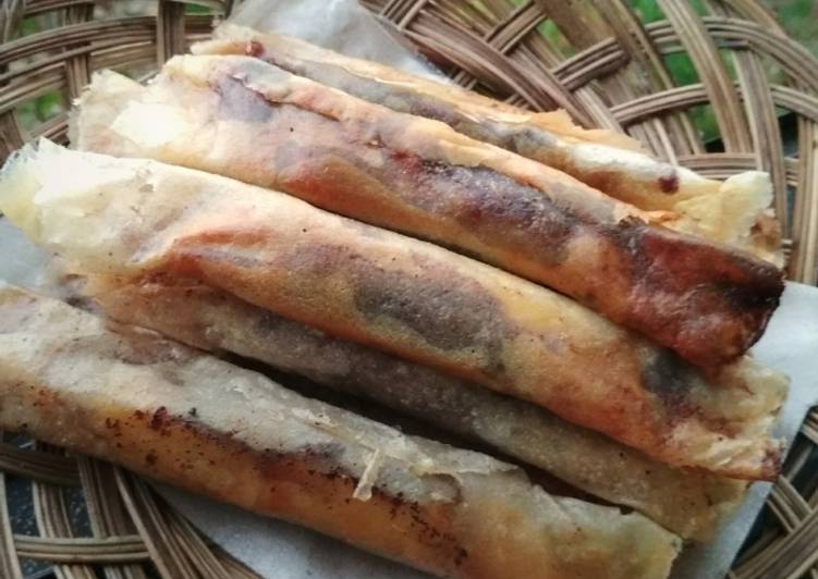 Pisang Coklat (piscok)