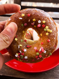 Una foto de Donuts de vainilla al horno (Birthday cake) 🍩