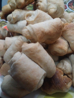 Una foto de Cuernitos de grasa 🥐