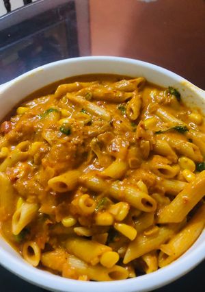 A picture of Pink sauce pasta.