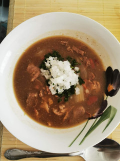 Una foto de Carne en su jugo