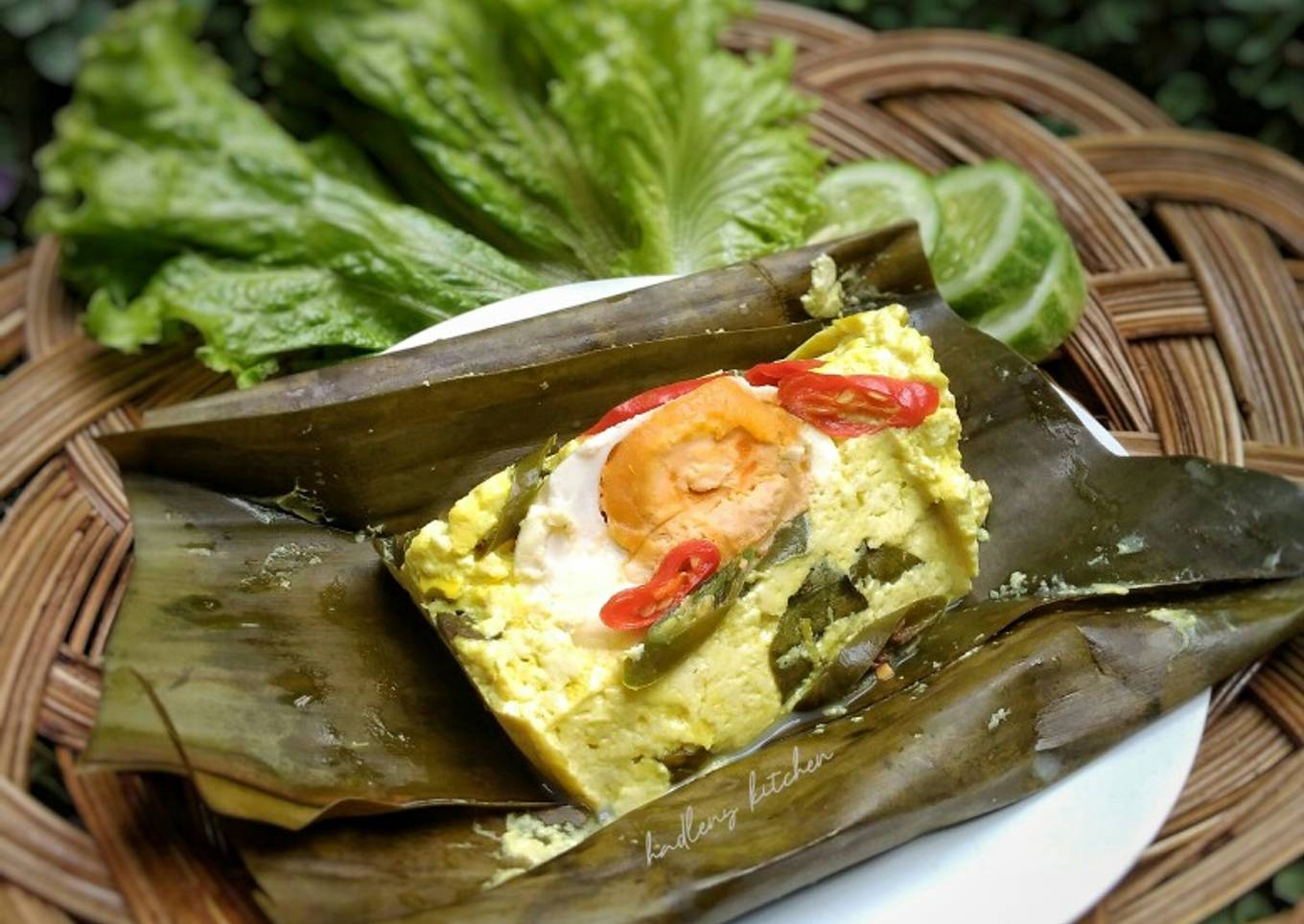 Pepes Tahu Telur Asin